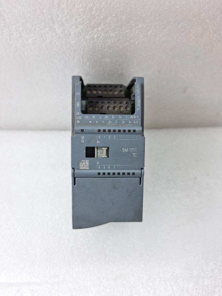 Siemens SIMATIC S7-1200 SM 1231 TC 6ES7 231-5QF32-0XB0 Thermocouple Input Module